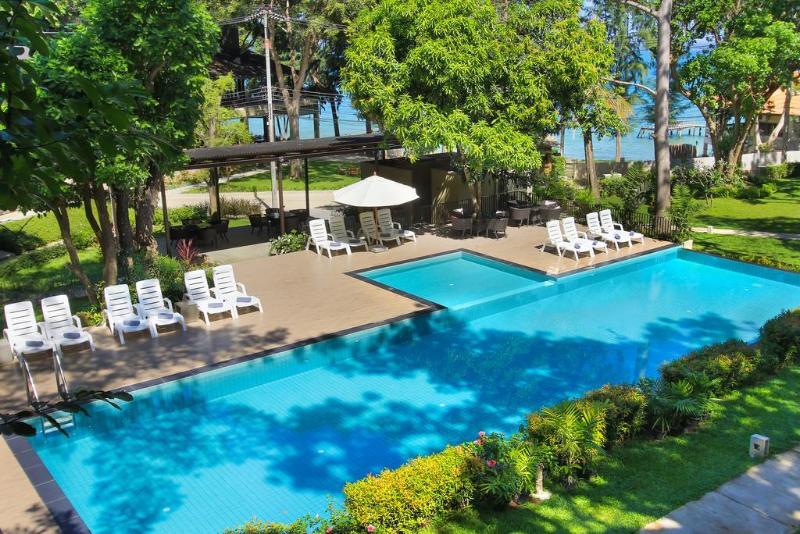 هتل Samed Hideaway Resort