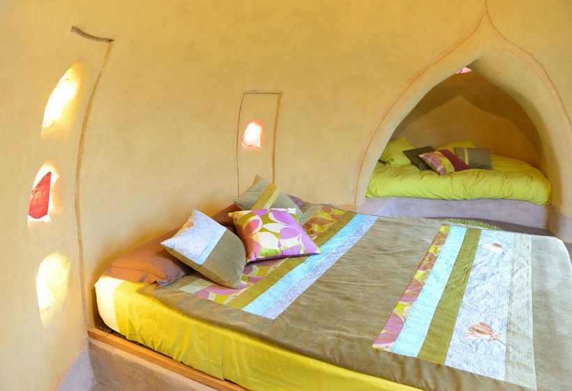 Отель Terragora Lodges Hébergement Atypique