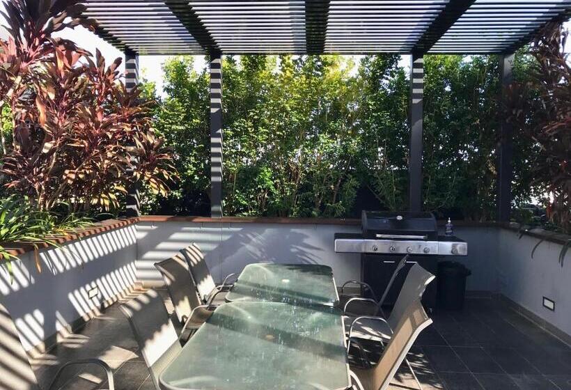 Magnum Serviced Apartments