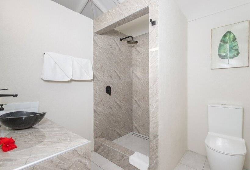 Muri Lagoon View Bungalows  Hillside Bungalow