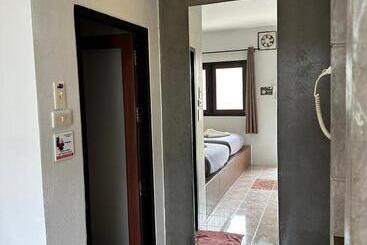 پانسیون Baan Ma Feung Guest House