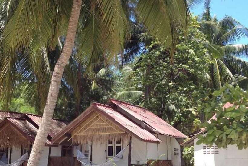 استراحتگاه Sea Love Beach Bar & Bungalows