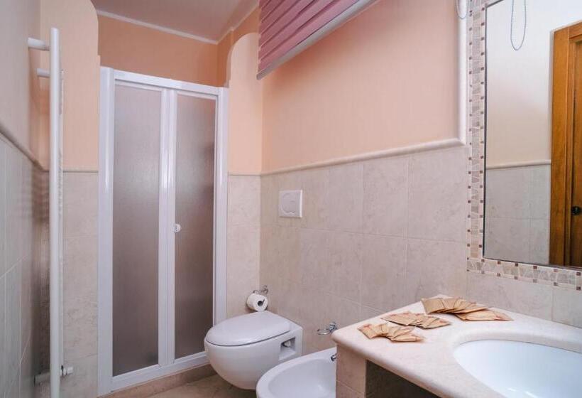 تختخواب و صبحانه Holiday Gli Archi