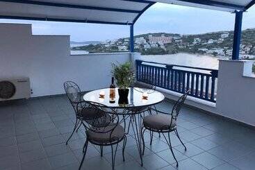 Erato Apartments