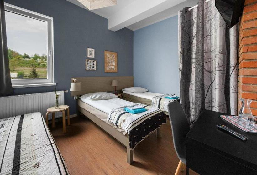 בית מלון כפרי Bed&breakfast Mikunda