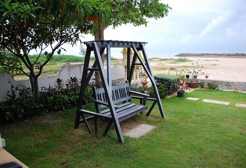 هتل Chez Nous Boutique Resort