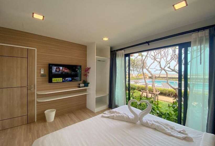 هتل Chez Nous Boutique Resort