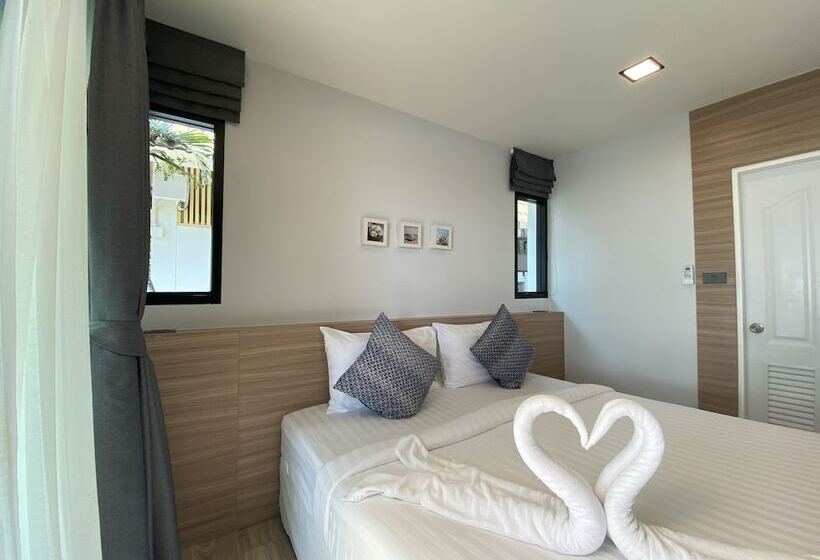 هتل Chez Nous Boutique Resort