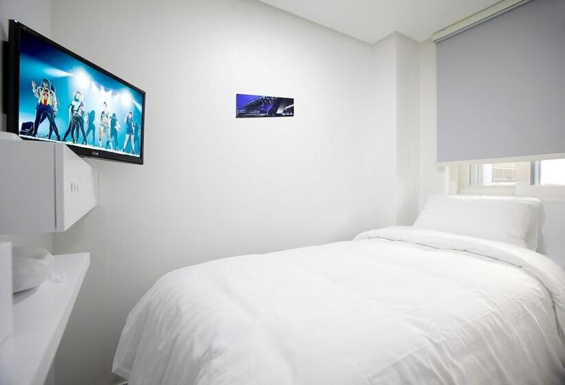 K Pop Hotel Seoul Tower