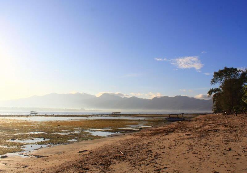 هتل Kaluku Gili Resort