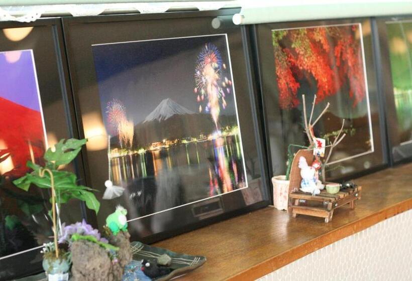 هتل Kawaguchiko Station Inn