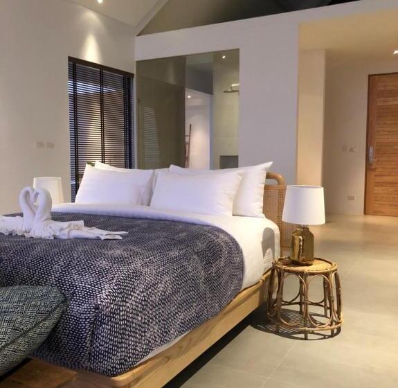 هتل Little Moon Villa