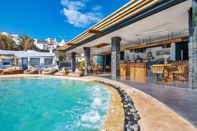 هتل San Marino Suites By Calm Collection