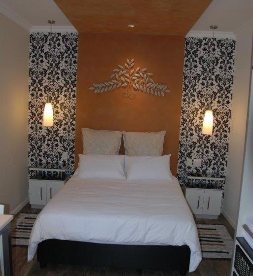Knysna Inn