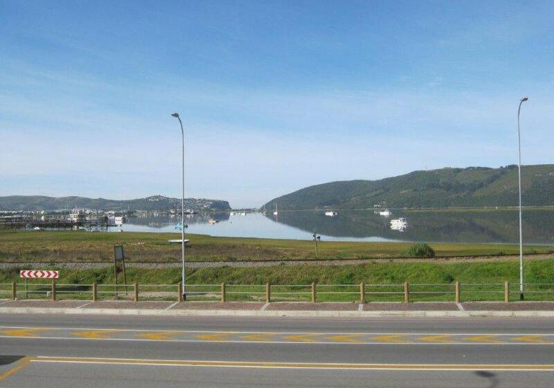 Lakeside Knysna Accomodation