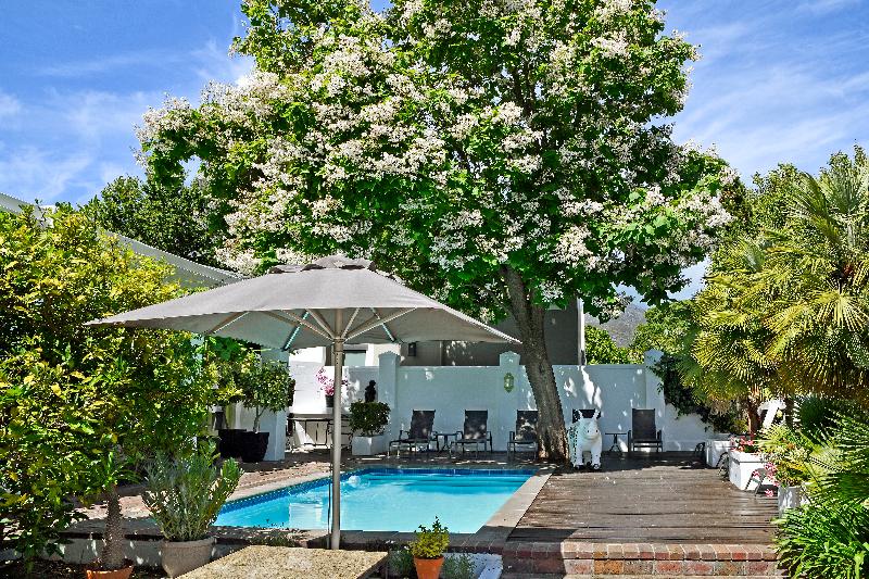 پانسیون Ashbourne Boutique Guest House