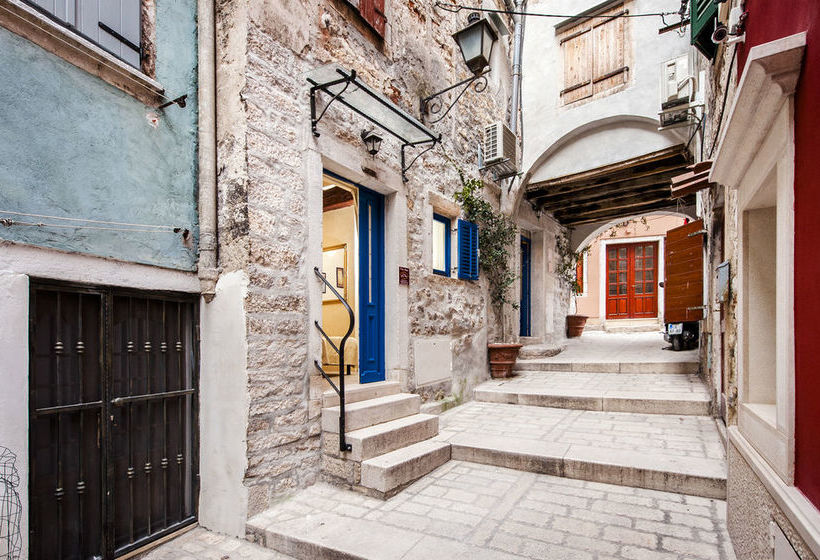 펜션 Guest House Sotto I Volti Centro Storico