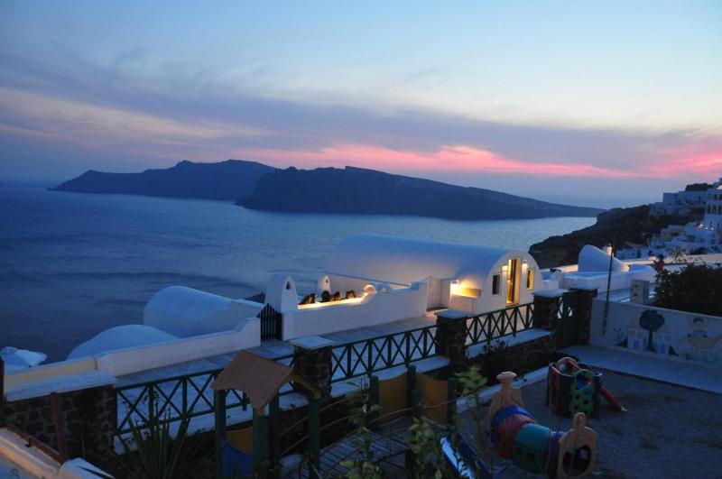 Stelios Rooms