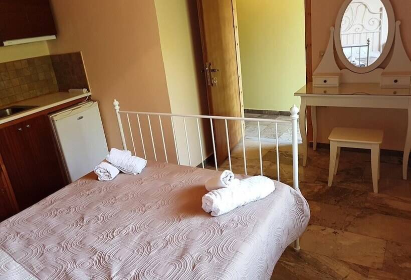 Studios Lefkada