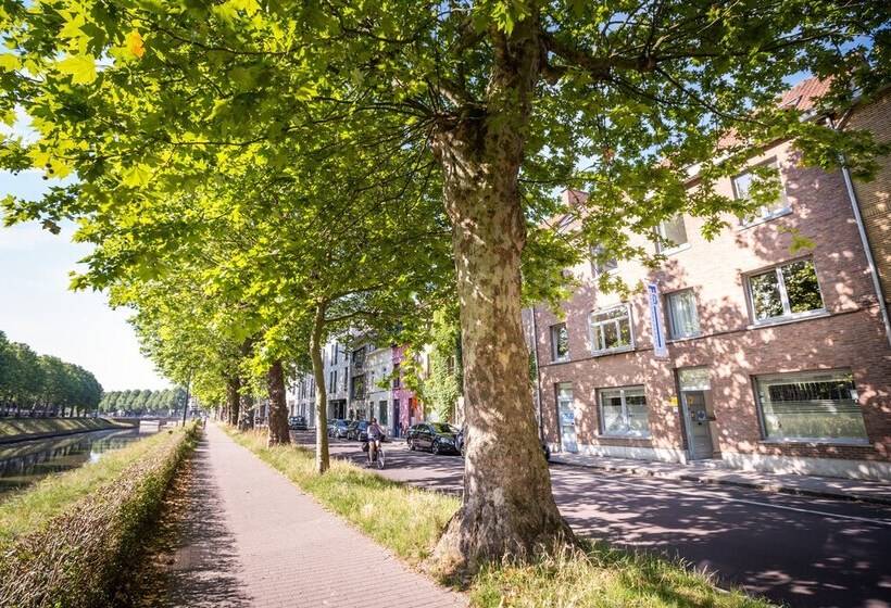 مبيت وإفطار Fred&breakfast