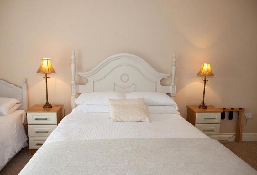 Bed and Breakfast Laburnum Lodge