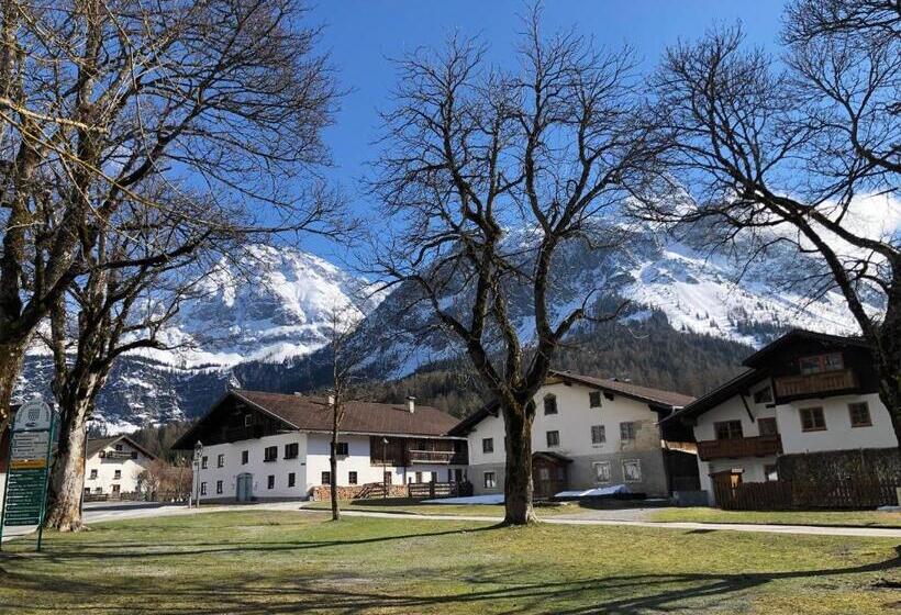Das Halali   Dein Kleines Hotel An Der Zugspitze