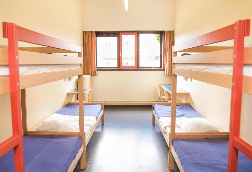 Hostel Europa