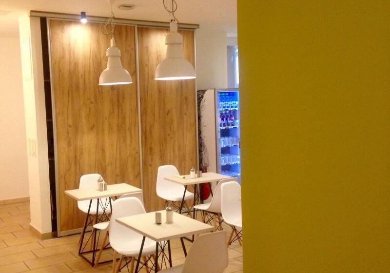 Fotos del hotel Dan In'n Out:  46