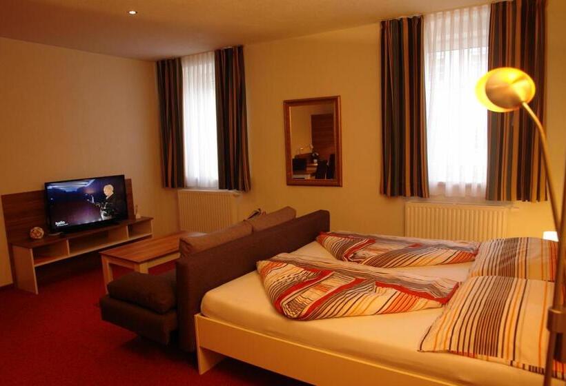 ホテル Garni Daniela Urich