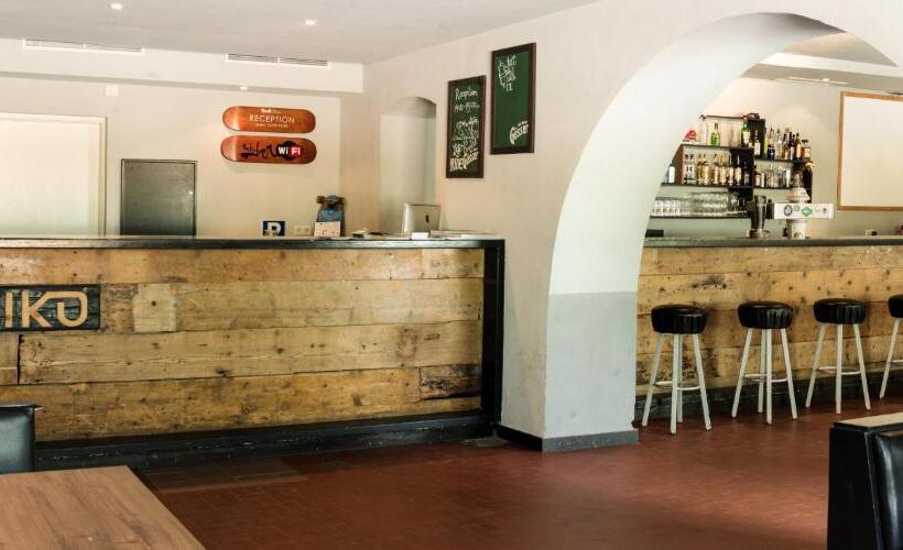 Отель Hostel Chillertal