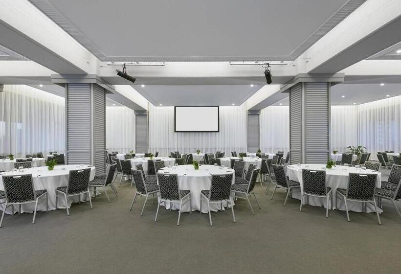 Отель Jw Marriott Gold Coast Resort & Spa