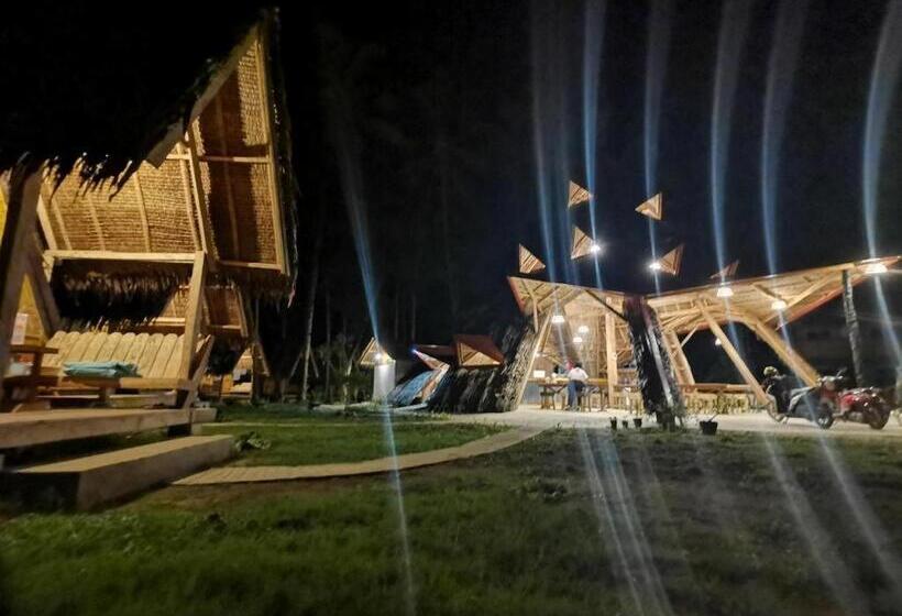 Hotel Nipa Hut Village