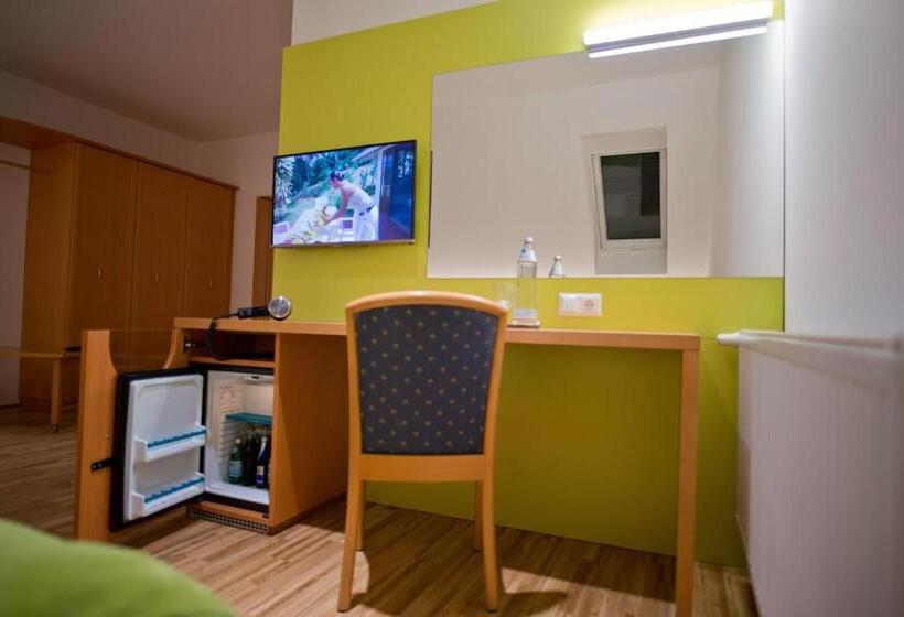 בית מלון כפרי Restaurant Meyer