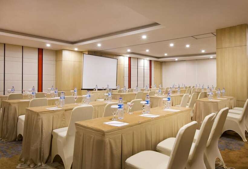 هتل Santika Mega City  Bekasi