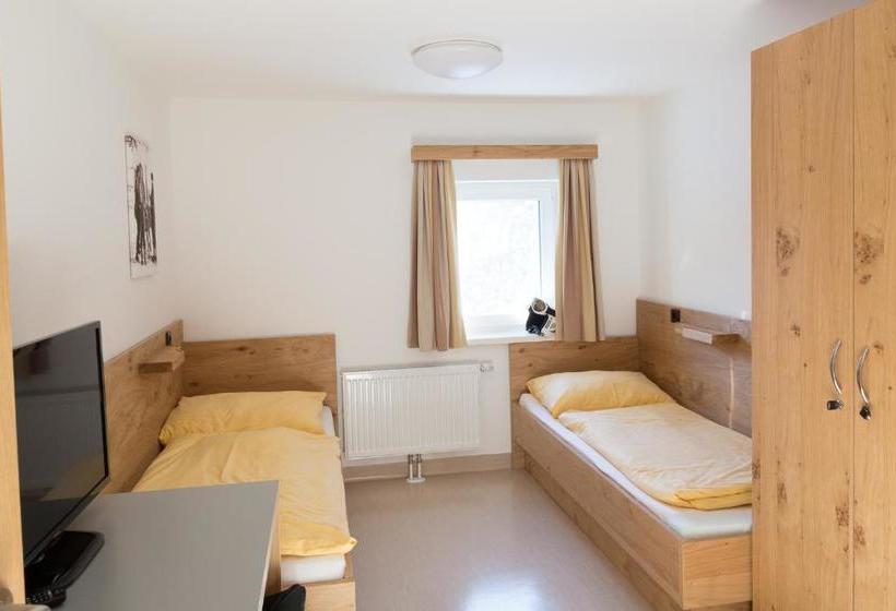 הוסטל Jugendgästehaus Schaidberg