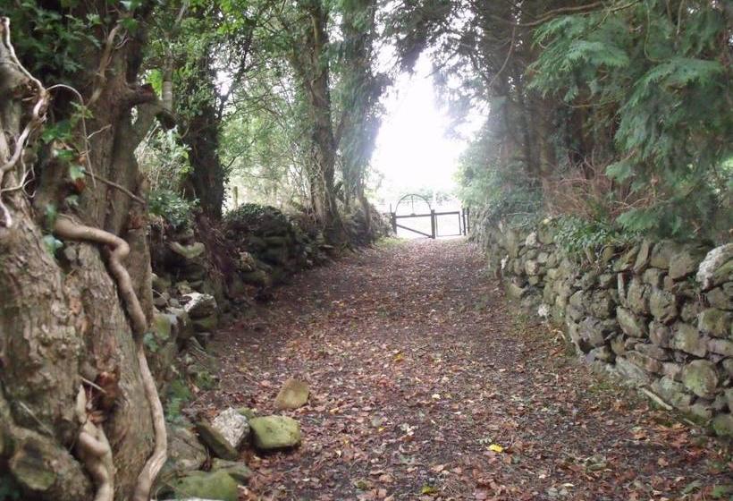 Macreddin Rock Bed & Breakfast