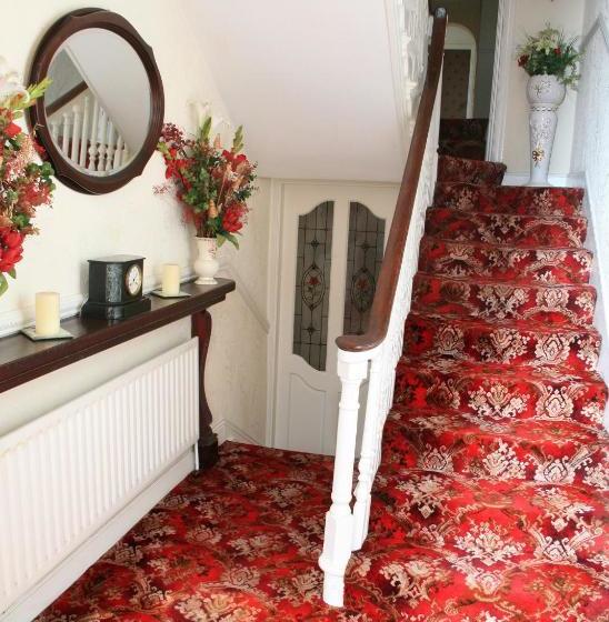 Meadowside B&b