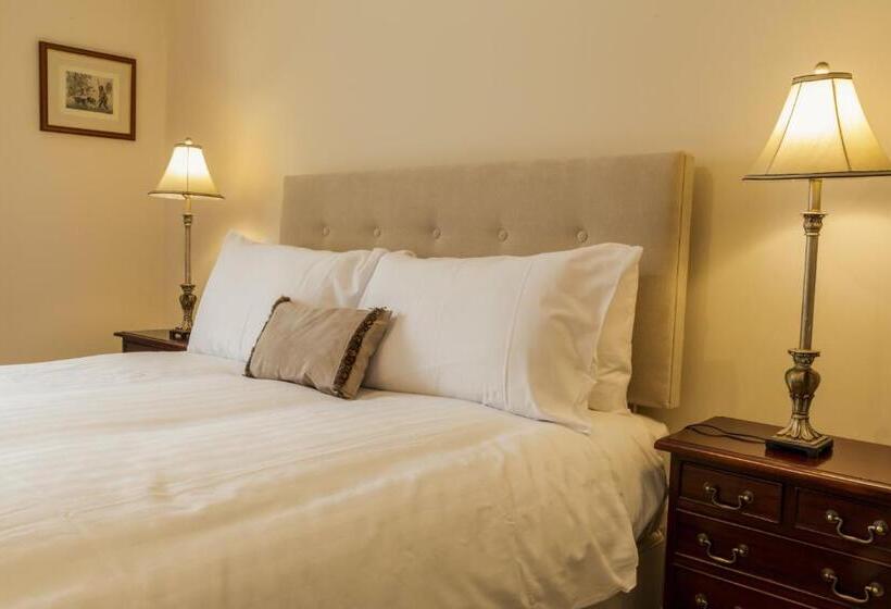 تختخواب و صبحانه College Hill House