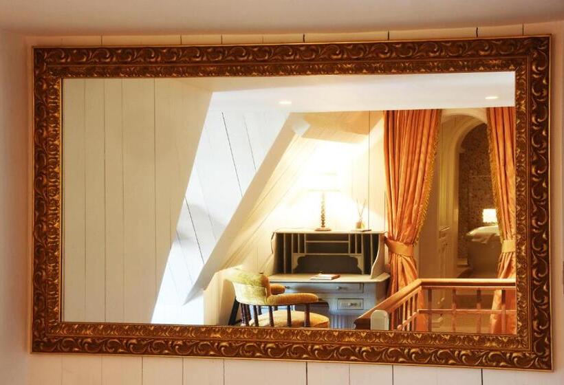 تختخواب و صبحانه Exclusive Suites The Secret Garden