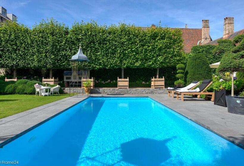 تختخواب و صبحانه Exclusive Suites The Secret Garden