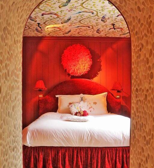 تختخواب و صبحانه Exclusive Suites The Secret Garden
