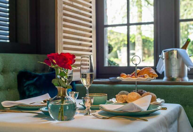تختخواب و صبحانه Exclusive Suites The Secret Garden