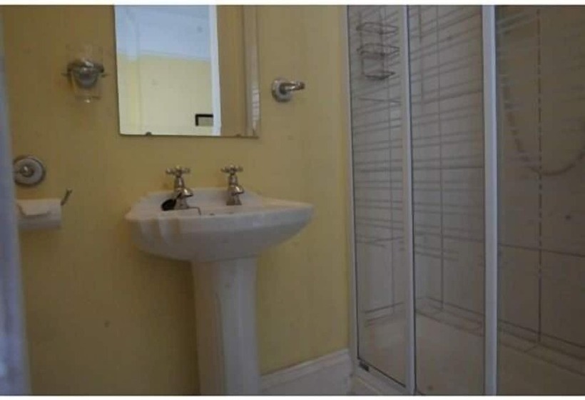 مبيت وإفطار Ivyleigh House