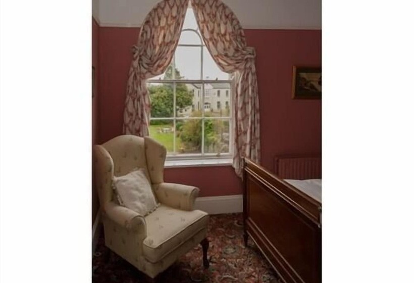 مبيت وإفطار Ivyleigh House