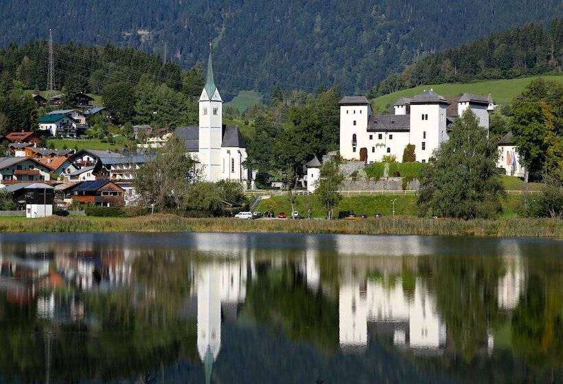 هتل Am Schloss