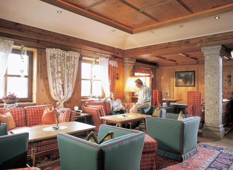 호텔 Garni Serfauserhof