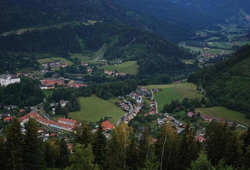 ホテル Gasthof Käferhube