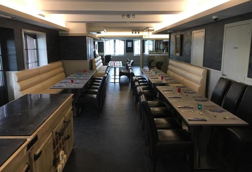 ホテル La Chaumiere