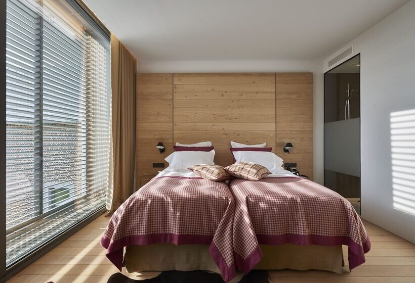 هتل Domaine De Naxhelet