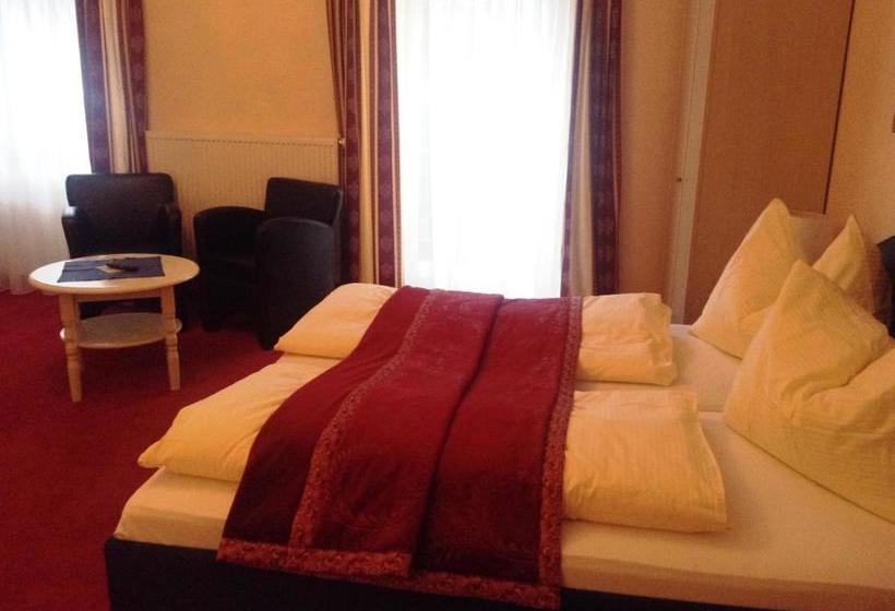 هتل Pension Frenzl   Kaiser Von österreich